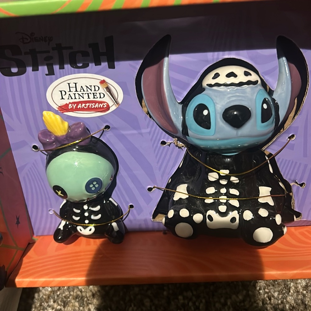 Stitch Halloween salt and pepper shakers